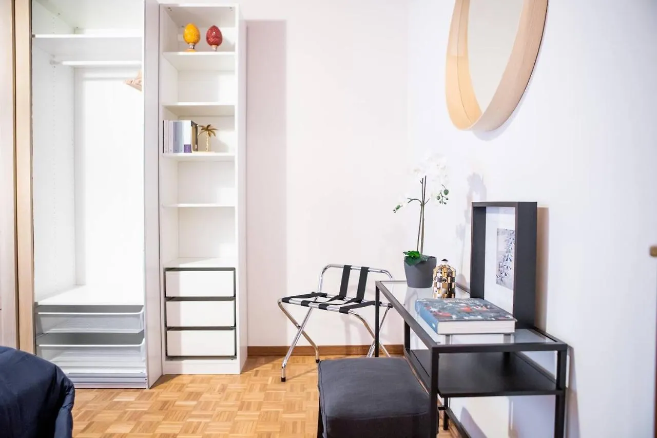 Delightful Shanti Home Milaan