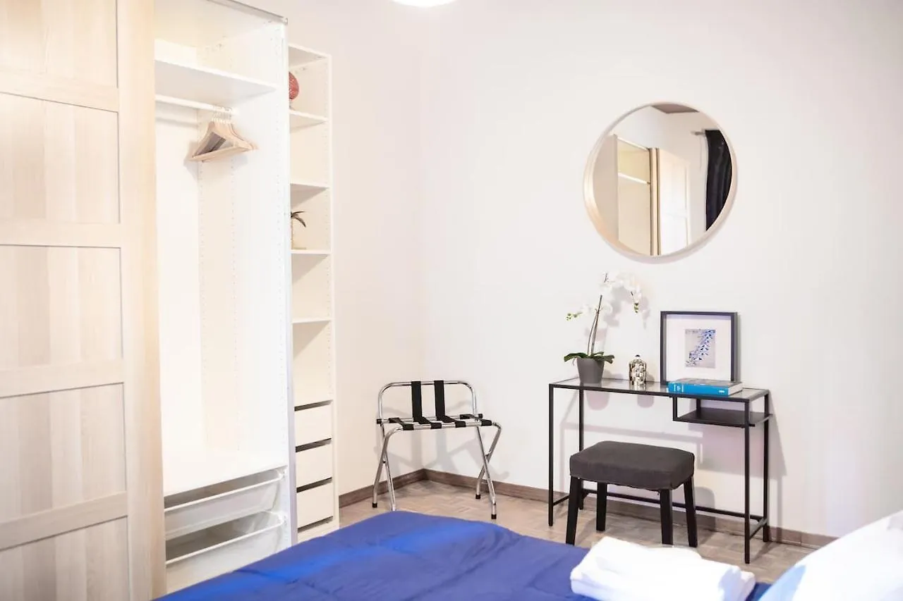 Delightful Shanti Home Milan Apartment