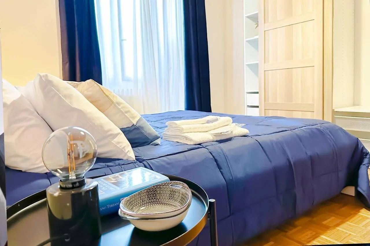 Delightful Shanti Home Milan Italy